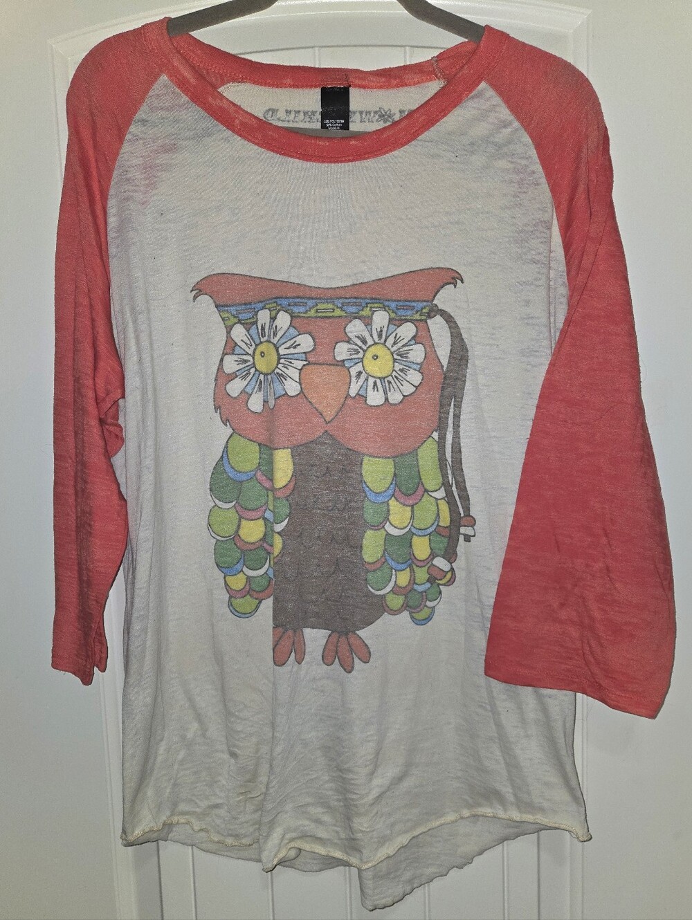 NWOT Coral Sleeve Owl Graphic Raglan Tee